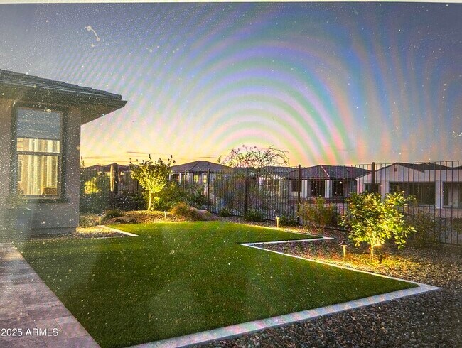 Foto del edificio - 18166 E Juniper Oaks Dr