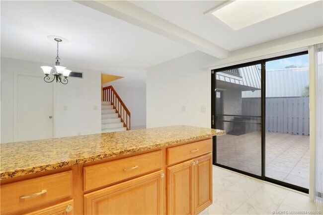 Foto del edificio - 3836 Jefferson St
