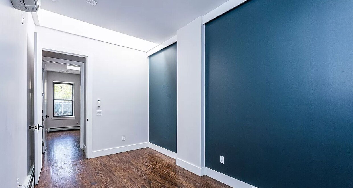 Building Photo - 1084 Bedford Ave