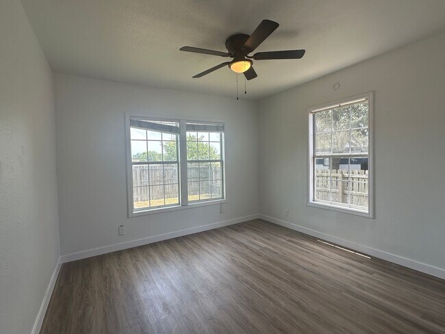 Foto del edificio - Ready for move in