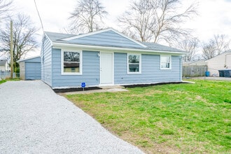 Building Photo - 5302 Alba Way