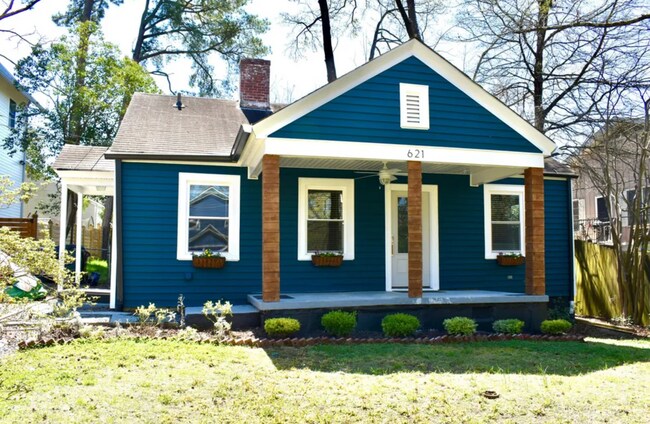 Foto del edificio - 621 W Markham Ave
