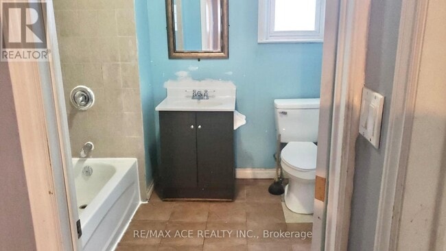 Photo du bâtiment - 7098 Goreway Dr