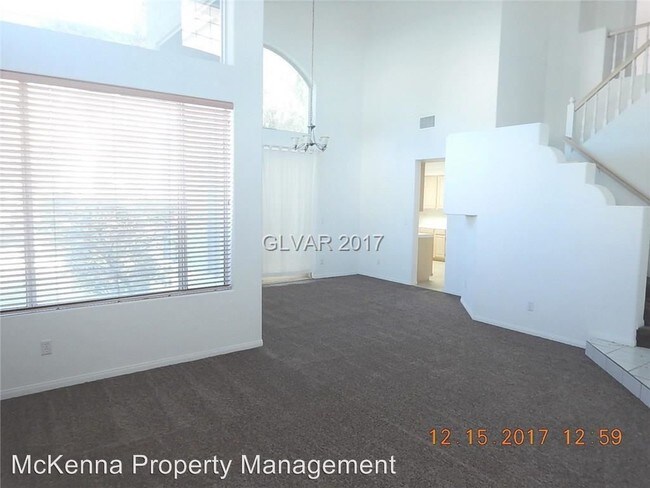 Building Photo - 3028 Savona Cir