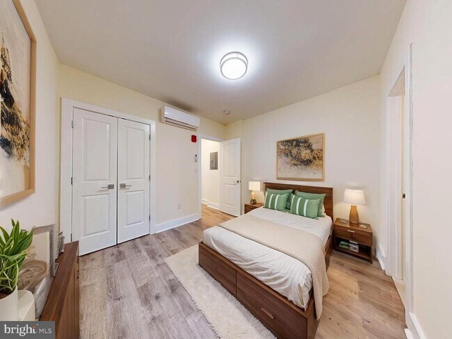 Foto del edificio - 1821 T St NW