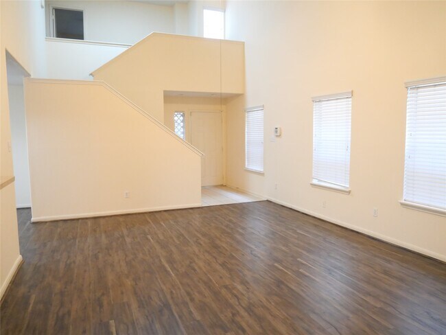 Foto del edificio - 14915 Aberdeen Meadow Lane