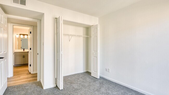 Foto del edificio - Latitudes Apartments