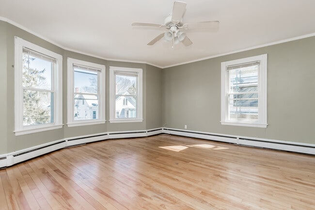 Building Photo - 30 Cutts Ave