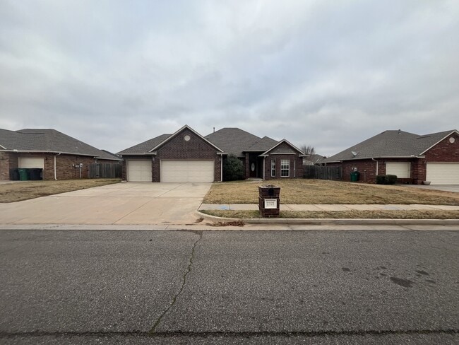 Foto del edificio - 2321 SW 94th St