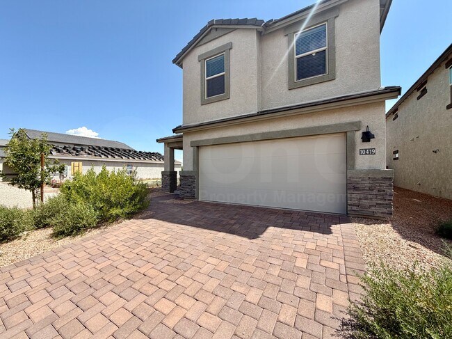 Foto del edificio - 10419 W Guilford Ln