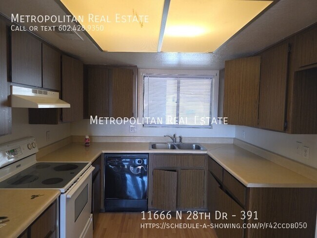 Building Photo - 11666 N 28th Dr