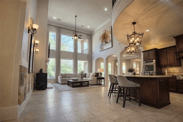 Building Photo - 43 W Loftwood Cir