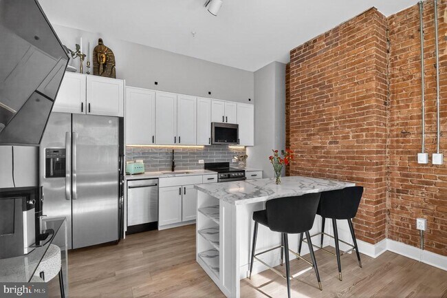 Building Photo - 459 Massachusetts Ave NW