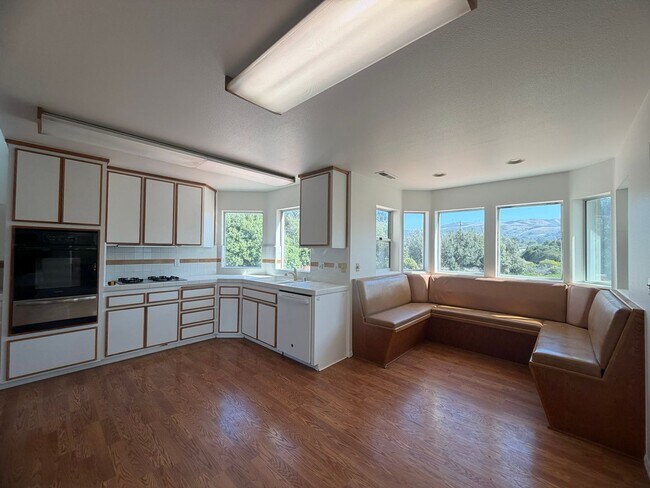 Building Photo - 1524 Los Osos Valley Rd