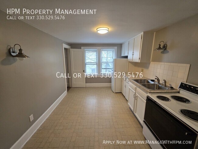 Foto del edificio - 1820 Malasia Rd