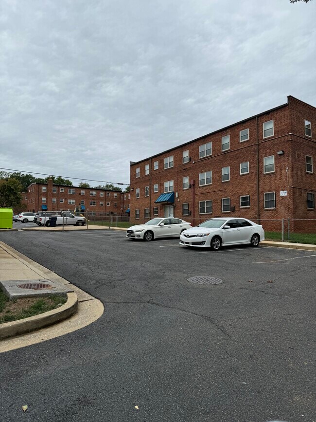 Foto del edificio - 2651 Martin Luther King Jr Ave SE
