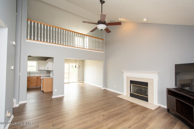 Building Photo - 6702 Shallow Rock Dr