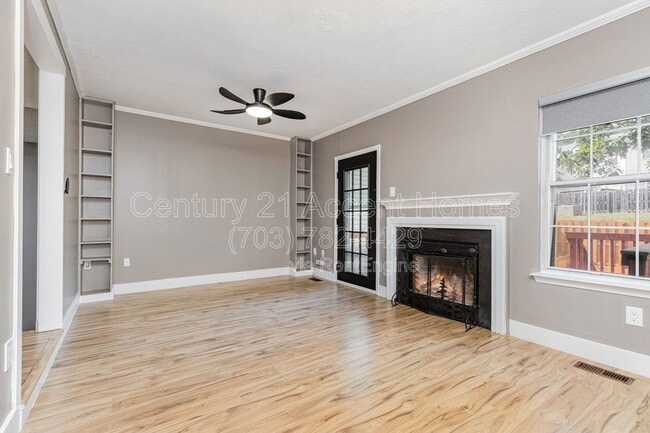 Building Photo - 203 Blueridge Ct