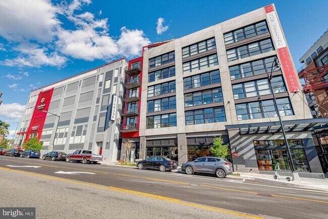 Foto del edificio - 1625 Eckington Pl NE