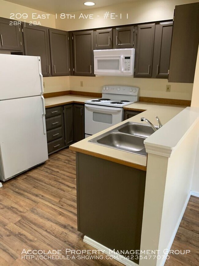 Foto del edificio - 2 Bedroom Condo with Washer/Dryer in Home