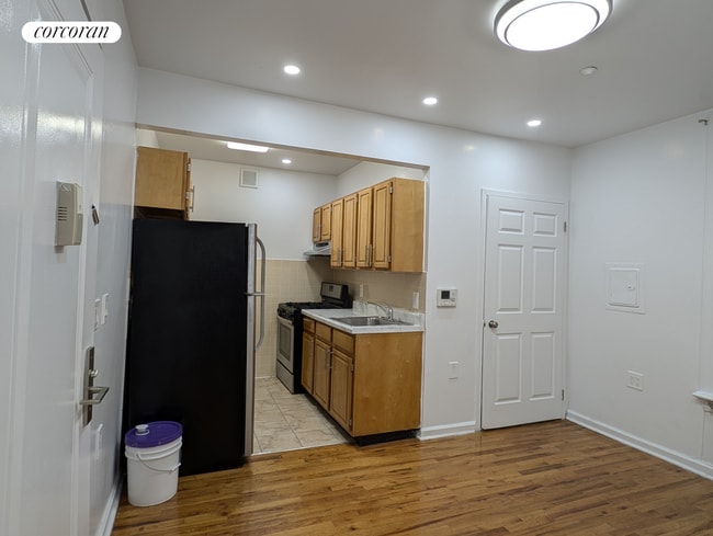 Building Photo - 537 W 133rd St
