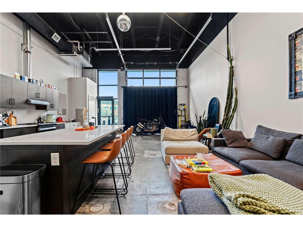 Foto principal - 801 SE 9th St