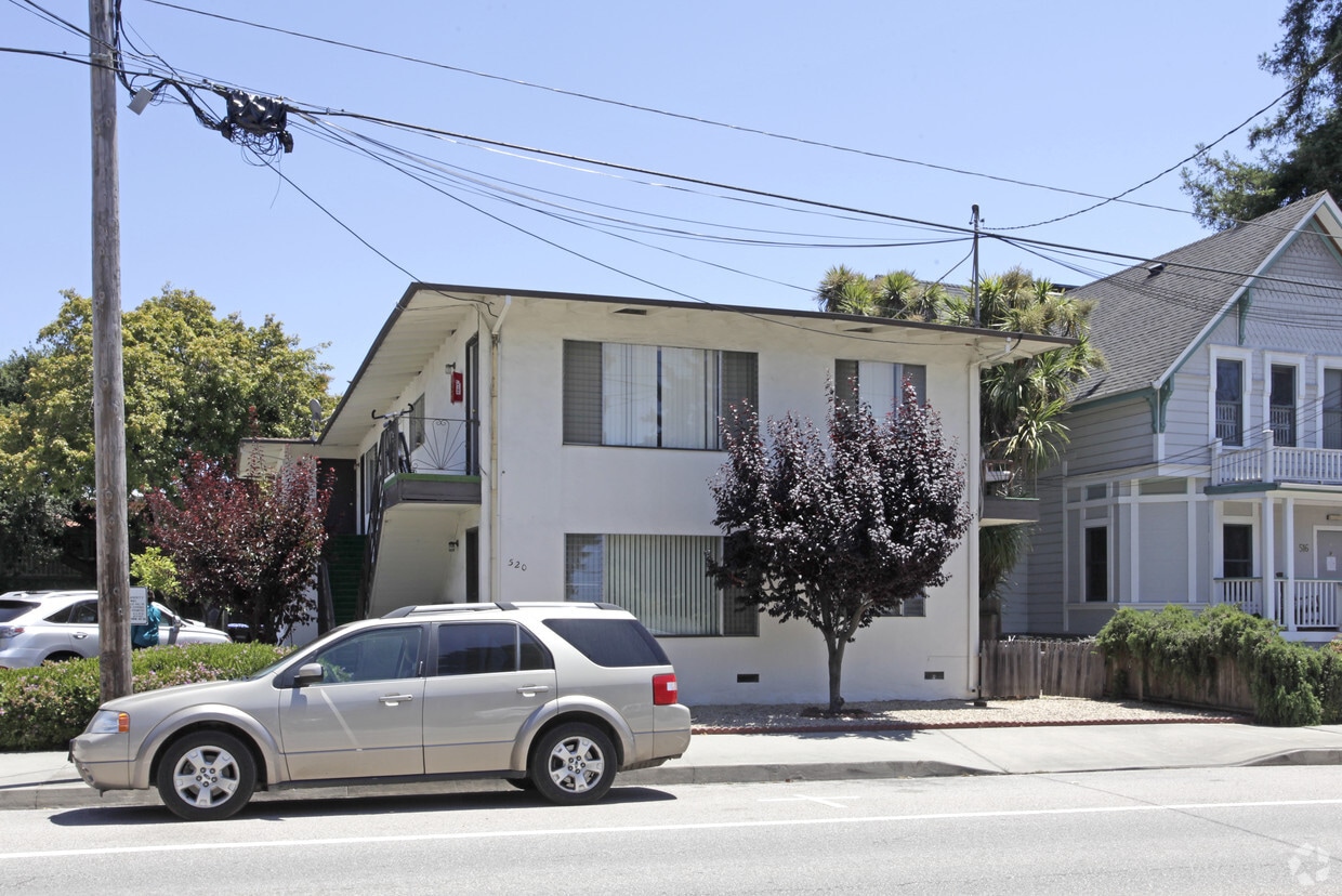 Primary Photo - 520 Chestnut St Ext