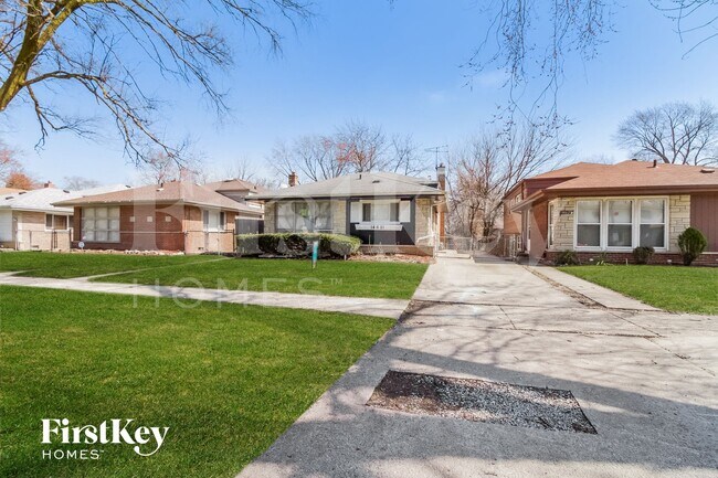 Foto del edificio - 14621 Dorchester Ave