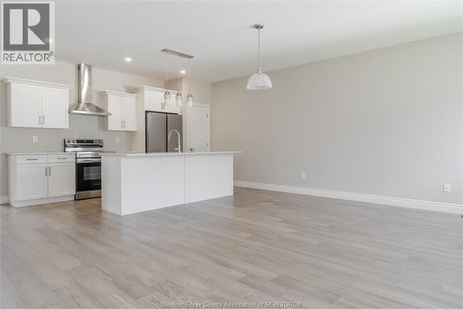 Building Photo - 602 Hacket Rd