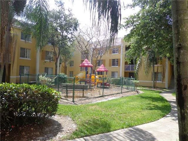 Foto del edificio - 777 SW 111th Way