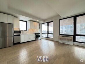 Building Photo - 635 4th Ave