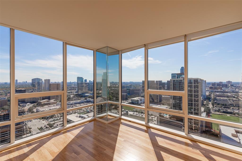 5110 San Felipe St Unit 313W, Houston, TX 77056 Condo for Rent in
