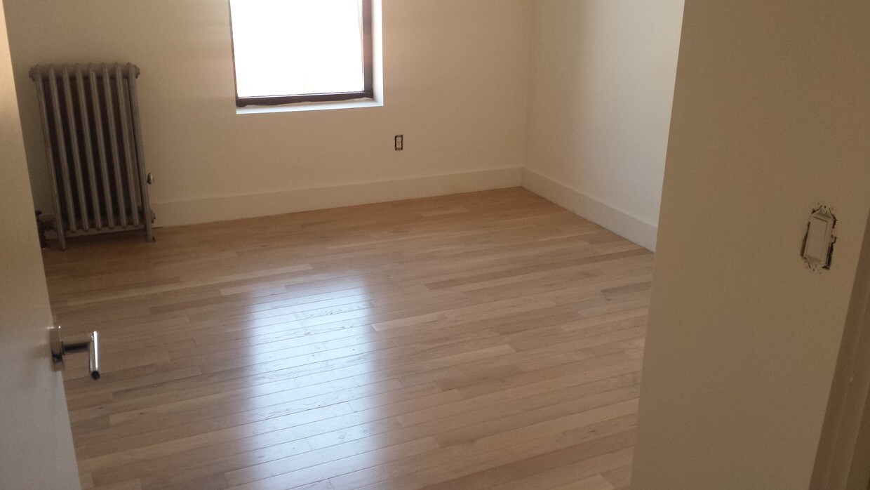 Foto principal - 1236 Pacific St