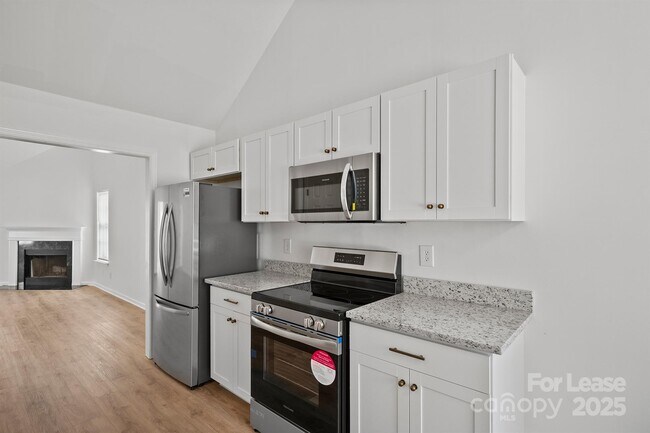 Foto del edificio - 1409 Rheo Ct NW