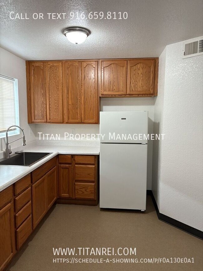 Foto del edificio - 3736 Astoria St