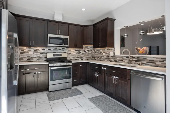 Foto del edificio - 9411 Harrison St