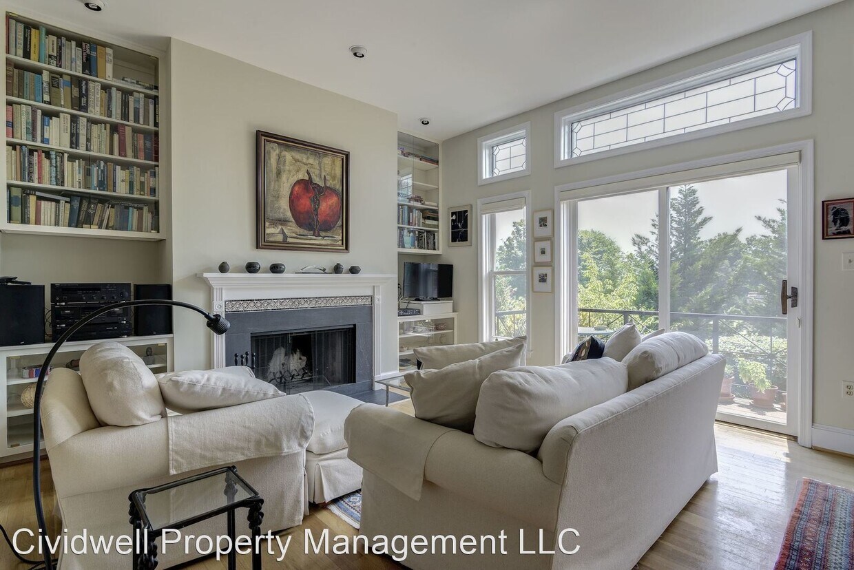 Foto principal - 4 br, 3.5 bath House - 3510 Winfield Ln NW