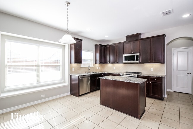 Building Photo - 11708 Cape Cod Springs Dr