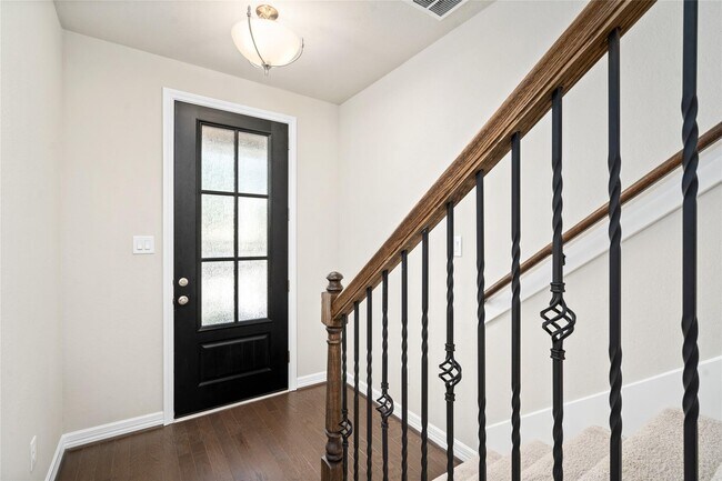 Building Photo - 9521 Towne Lake Pkwy