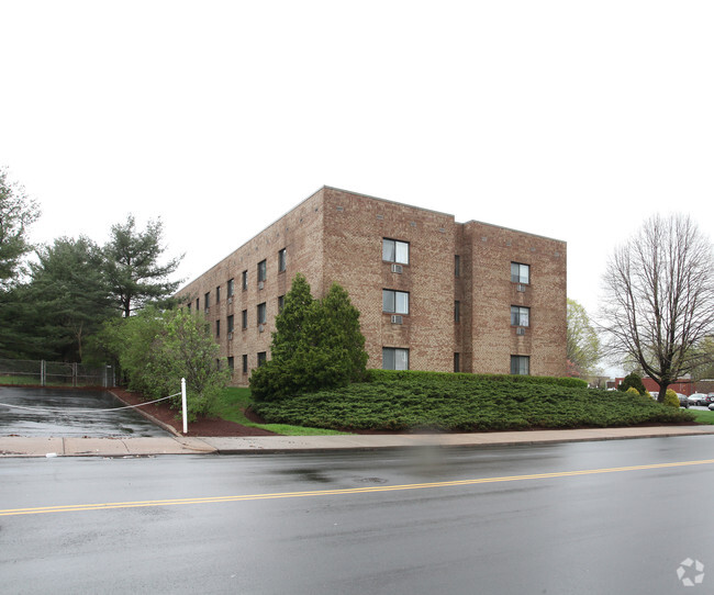 Franklin Square Manor - Apartments in New Britain, CT | Apartments.com