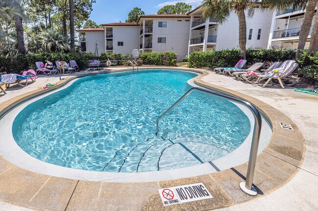 Foto del edificio - 44 Mar-A-Lago Blvd