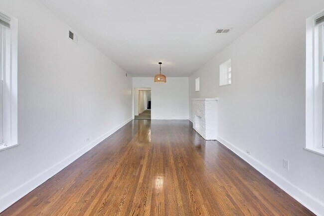 Foto del edificio - 3336 W Evergreen Ave
