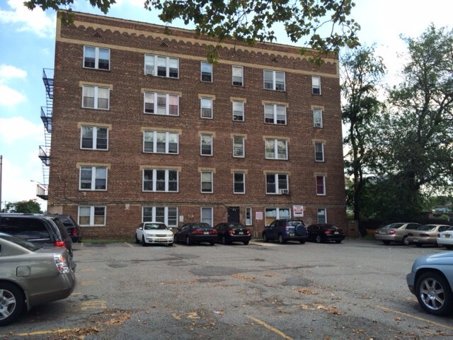 Primary Photo - 49 S Clinton St