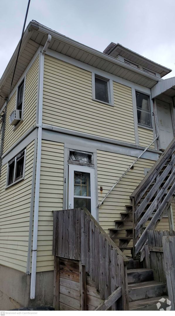 Building Photo - 1612-1614 Huffman Ave