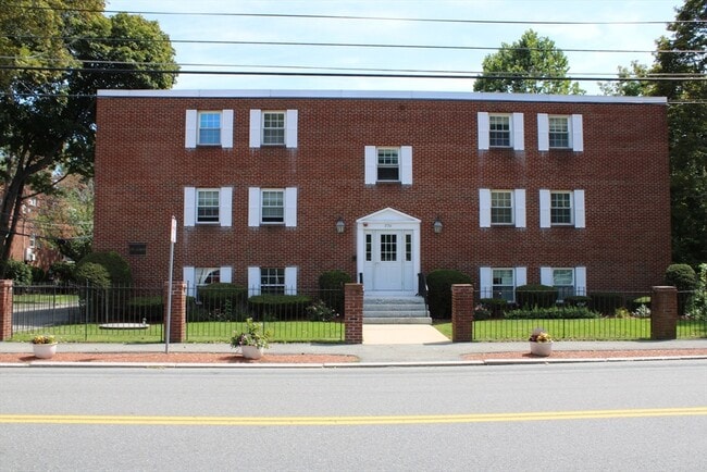 Building Photo - 276 Albion St