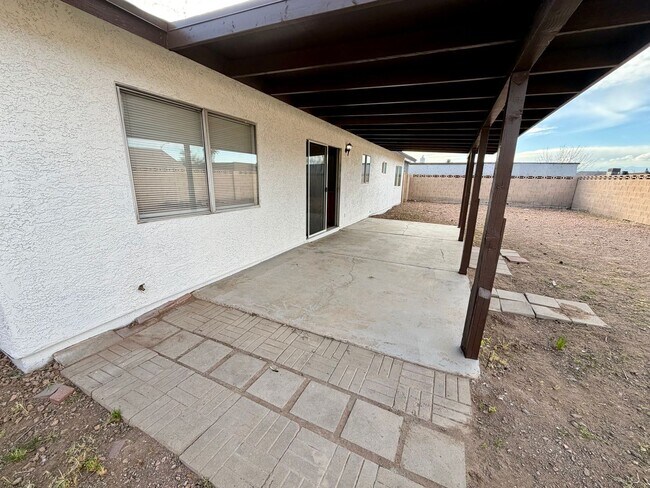 Foto del edificio - Single family home in Henderson