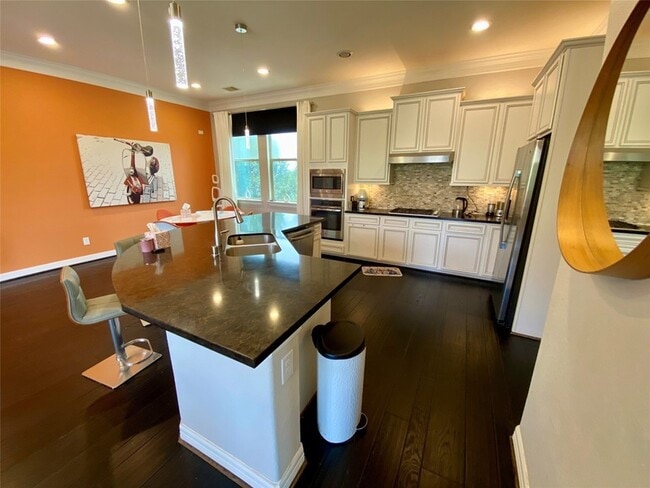 Building Photo - 12279 Oxford Cres Cir