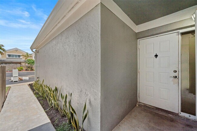 Foto del edificio - 1382 NW 123rd Ave