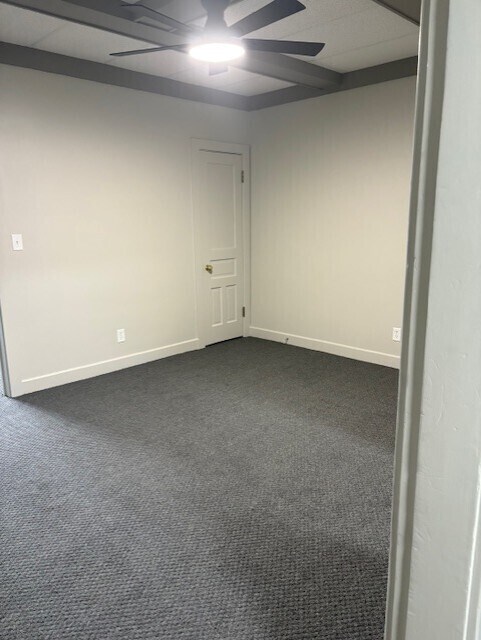 Foto del edificio - 820 N Main St