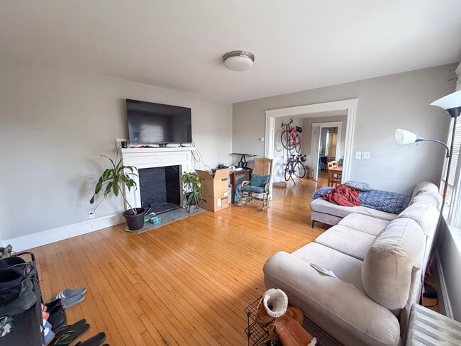 Photo - 51 Leamington Rd Apartment